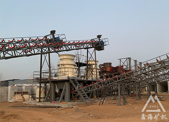 圓錐破碎機(jī) 圓錐破碎機(jī)