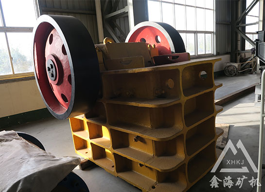 顎式破碎機(jī)