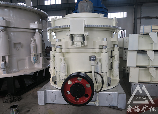 圓錐破碎機(jī) 圓錐破碎機(jī)